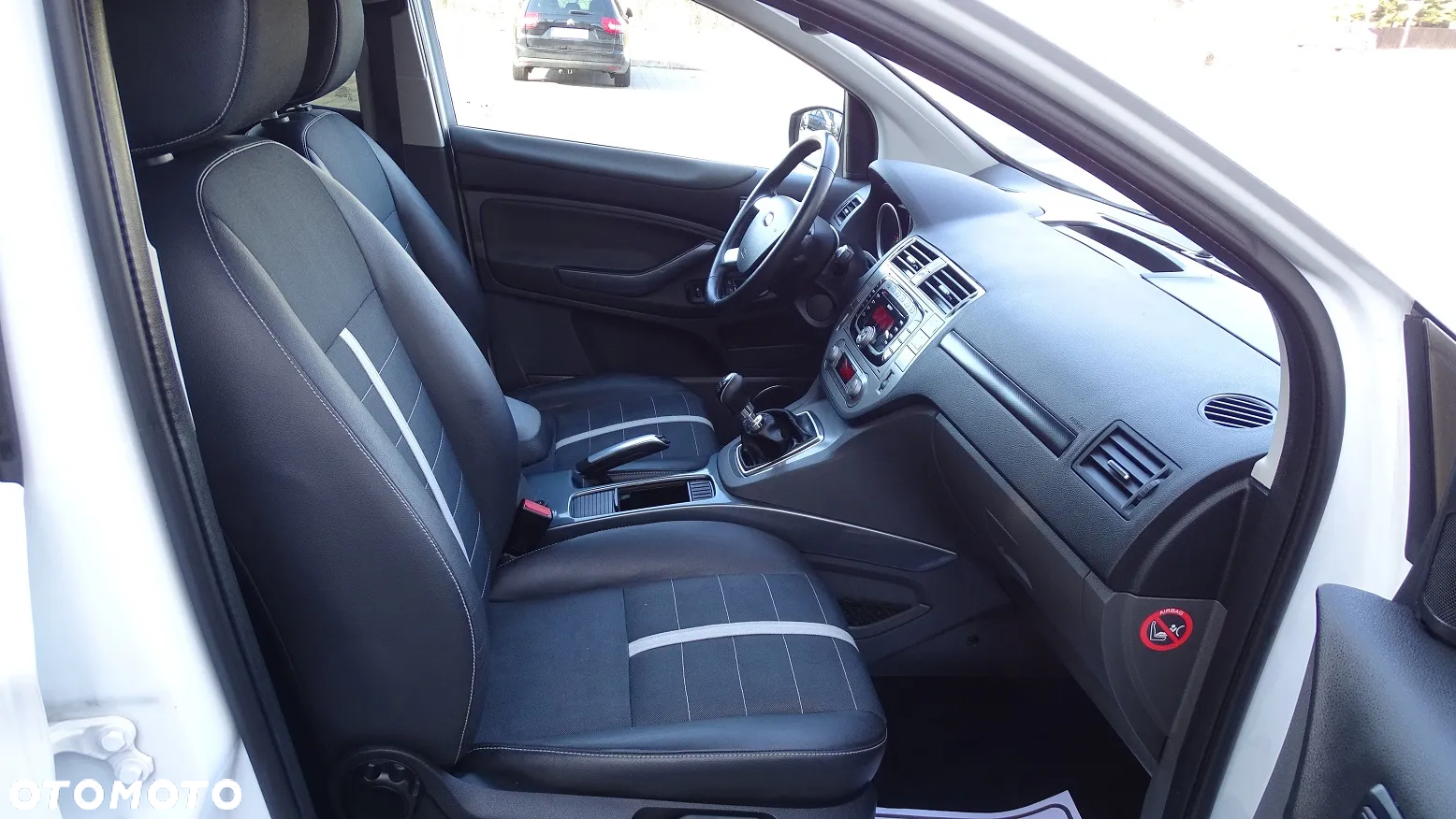 Ford Kuga 2.0 TDCi 2x4 Individual - 13