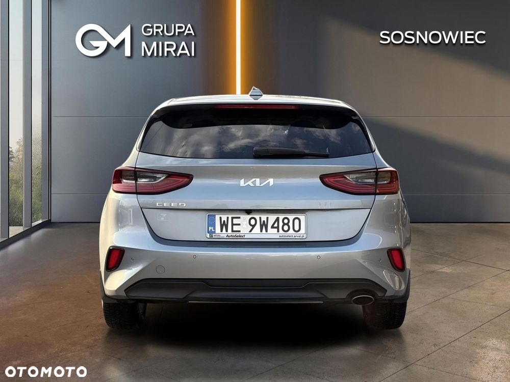 Kia Ceed 1.5 T-GDI M DCT - 4