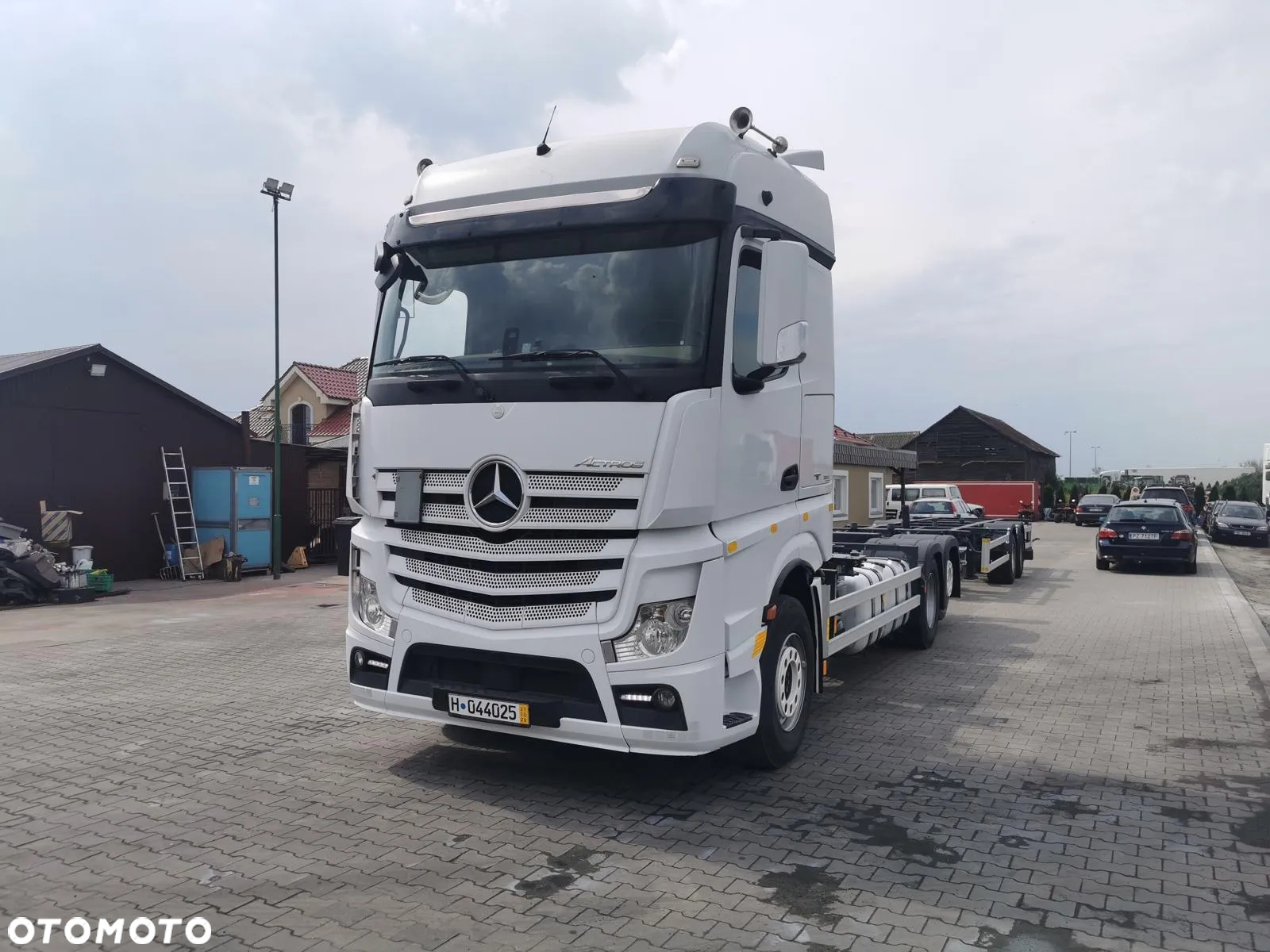 Mercedes-Benz ACTROS - 21