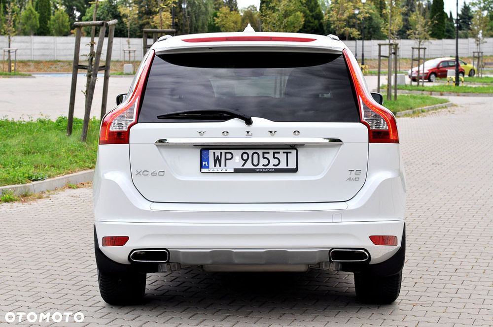 Volvo XC 60 T5 AWD Inscription - 6