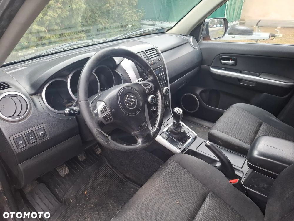 Suzuki Grand Vitara - 5