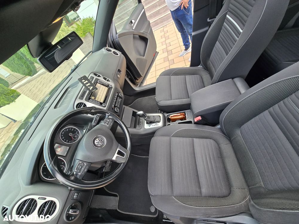 Volkswagen Tiguan - 12