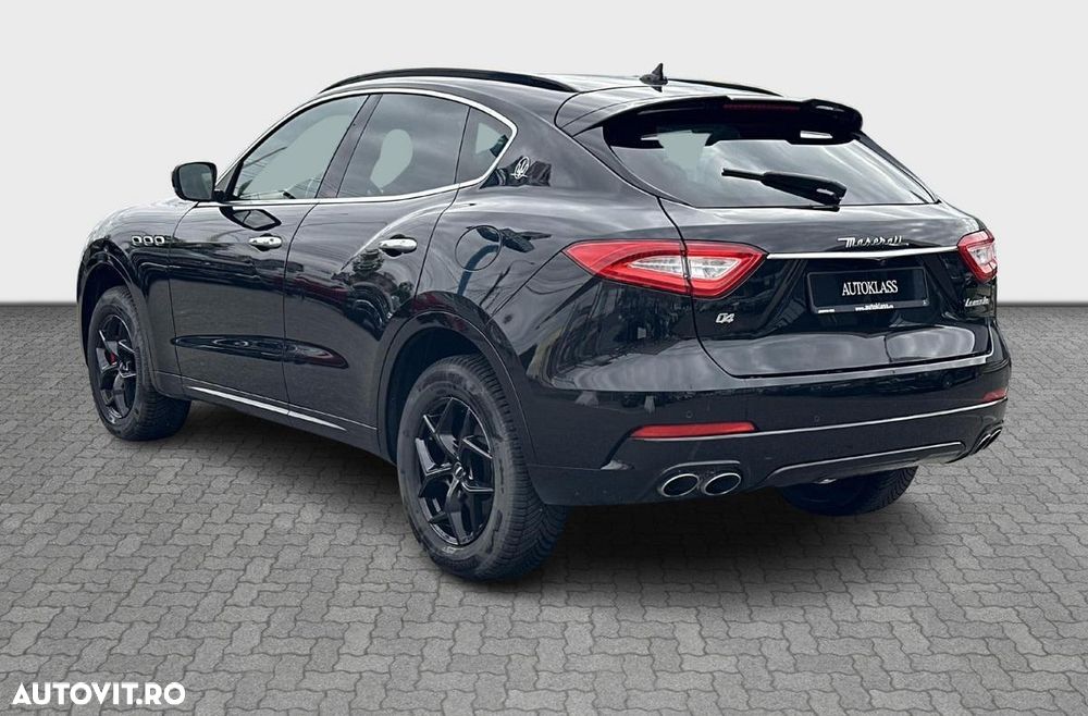 Maserati Levante Q4 - 3