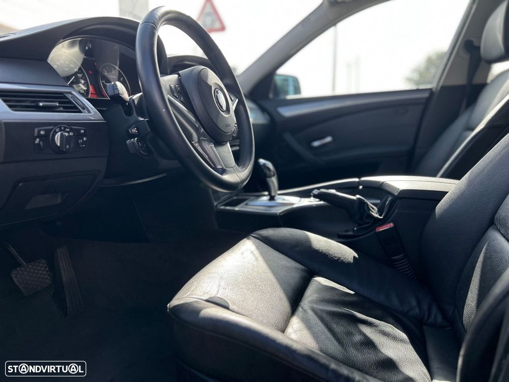 BMW 520 dA Executive - 24