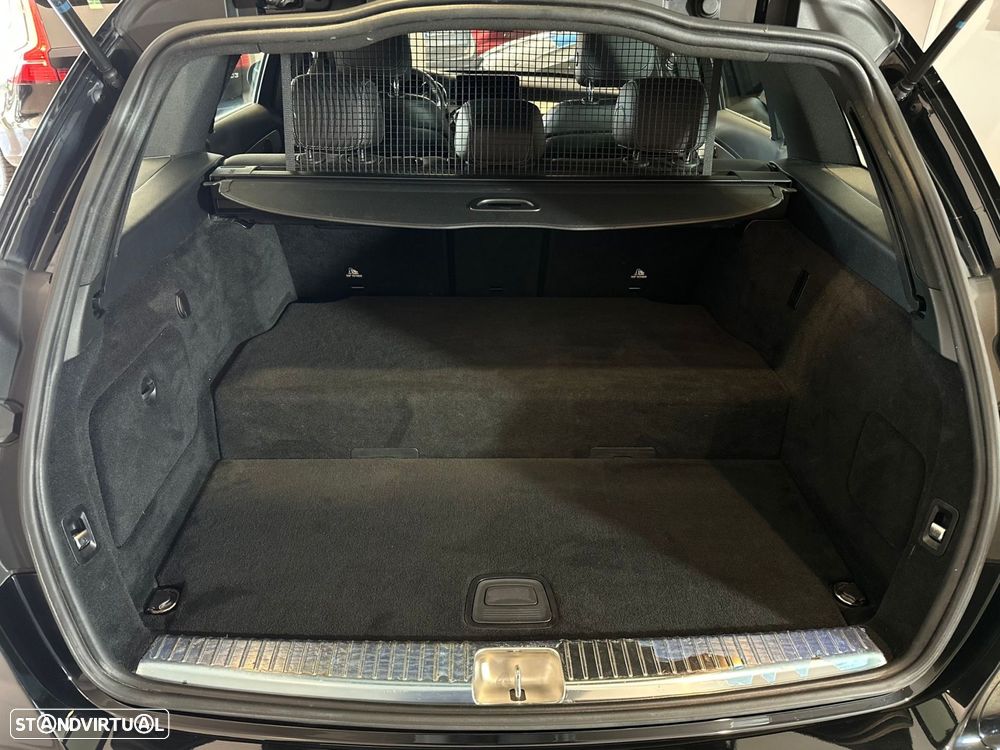 Mercedes-Benz C 300 - 33