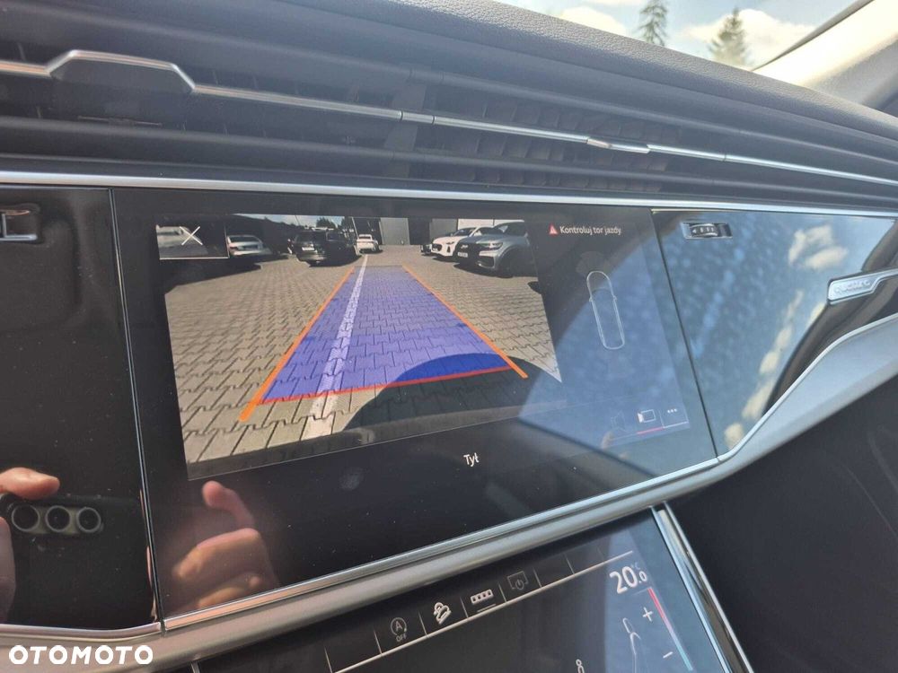 Audi Q8 45 TDI mHEV Quattro Tiptronic - 29
