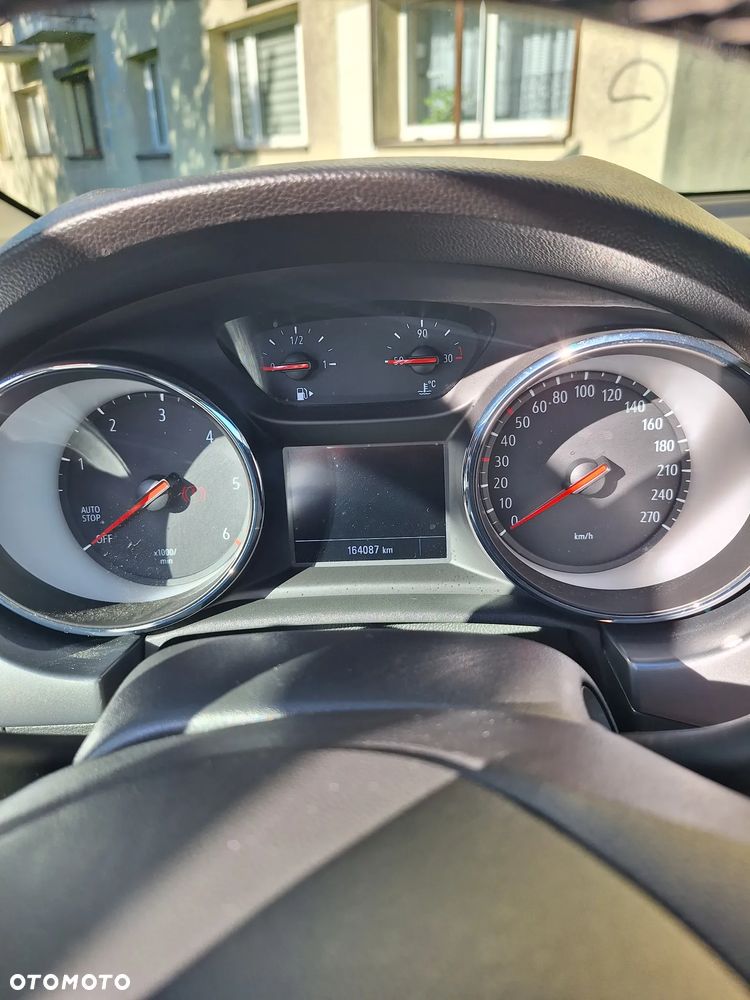 Opel Astra 1.6 CDTI Dynamic S&S - 12