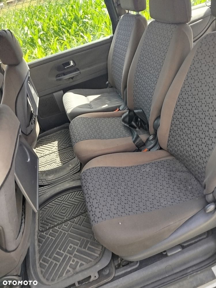 Ford Galaxy - 5