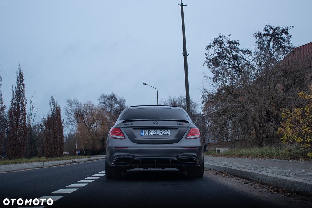 Mercedes-Benz Klasa E - 5