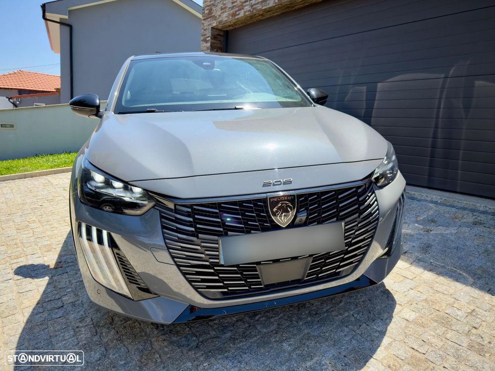 Peugeot 208 1.2 Hybrid GT e-DCS6 - 3