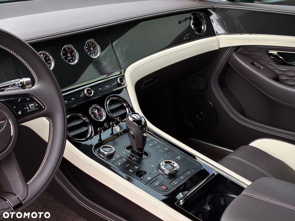 Bentley Continental GT - 8