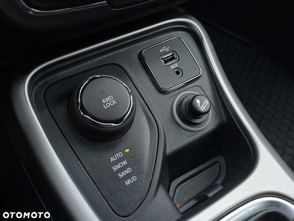 Jeep Compass 2.0 MJD Longitude 4WD S&S - 21