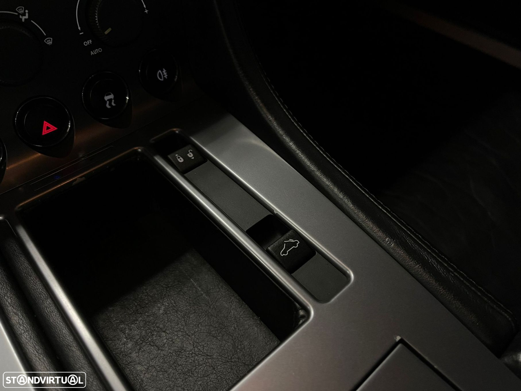Aston Martin DB9 Volante Touchtronic - 21
