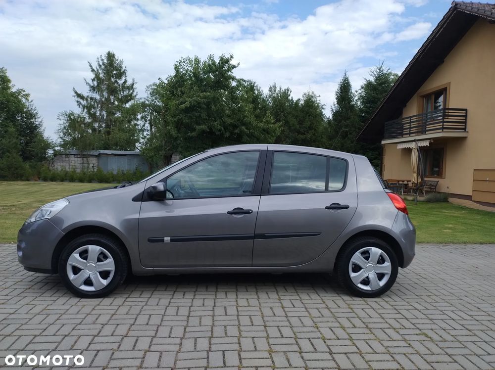 Renault Clio 1.2 16V 75 Dynamique - 14