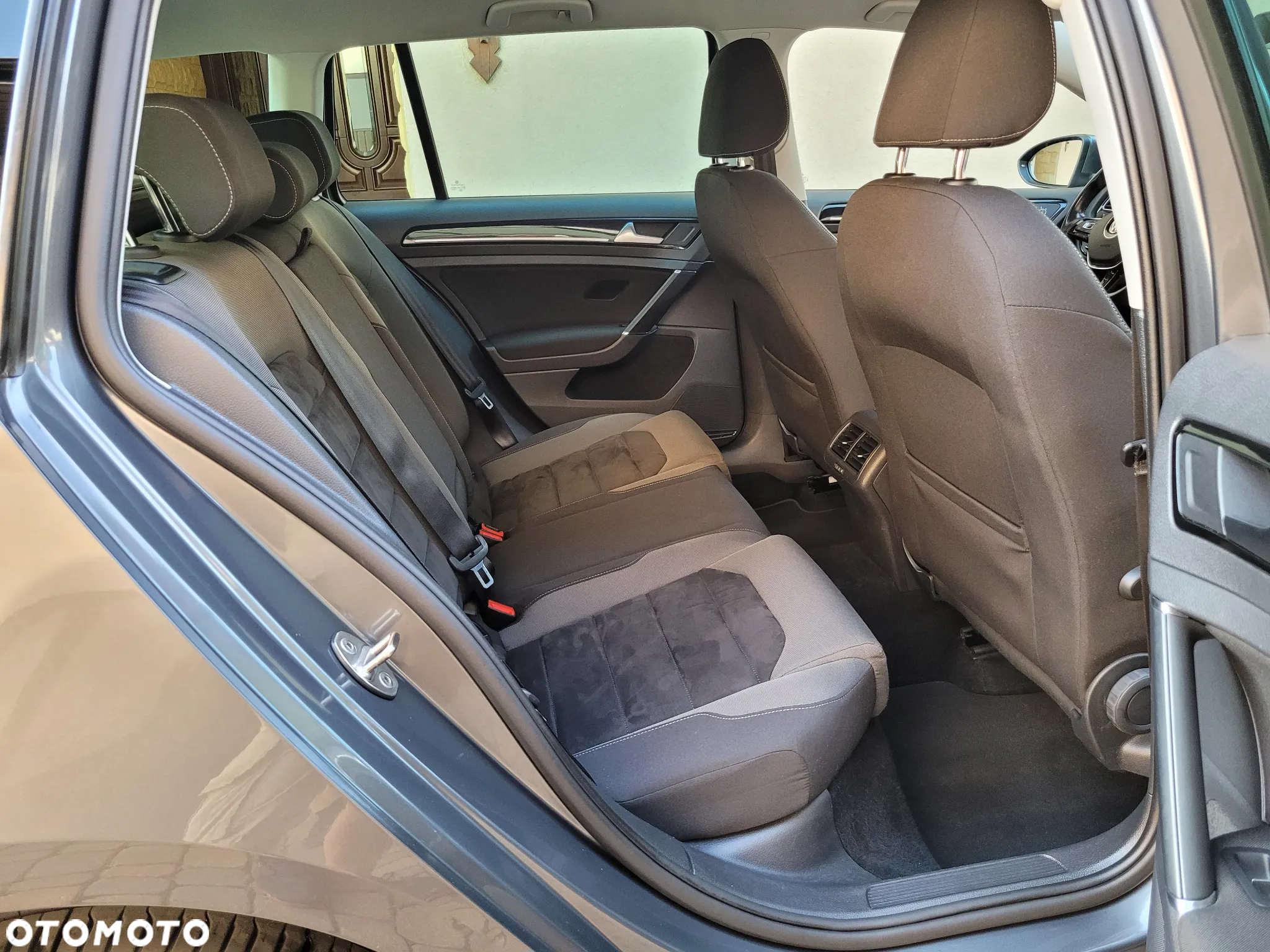 Volkswagen Golf Variant 2.0 TDI (BlueMotion Technology) DSG Highline - 28