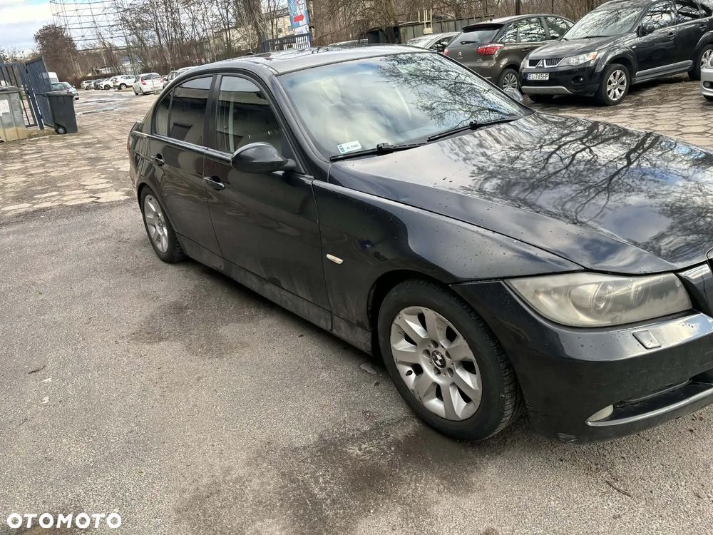 BMW Seria 3 325i - 3