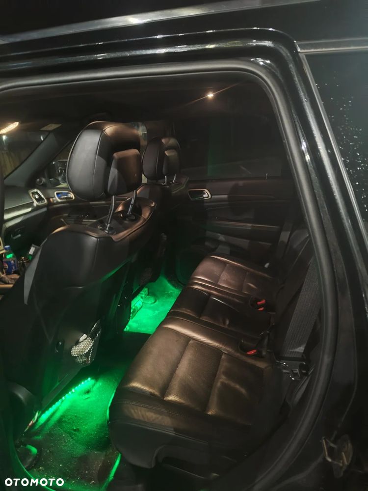 Jeep Grand Cherokee - 9