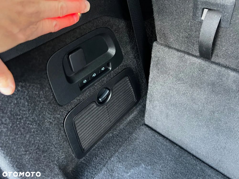 Ford Galaxy 2.0 EcoBlue Titanium - 18