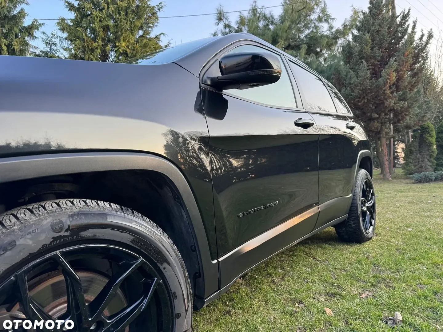 Jeep Cherokee - 14