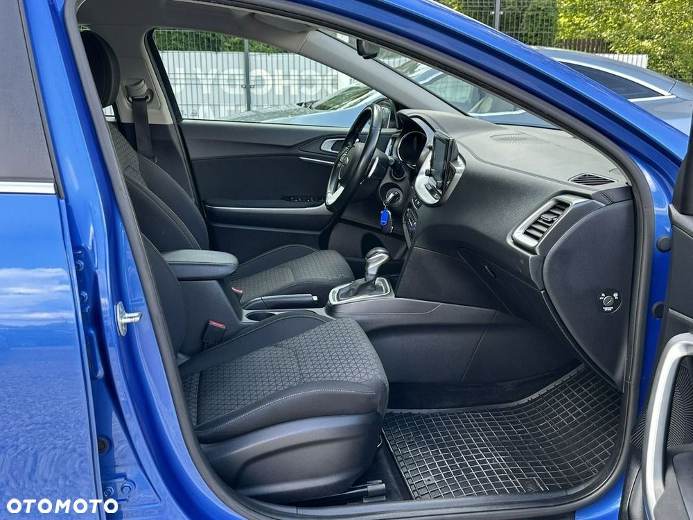 Kia Ceed 1.4 T-GDI M Max DCT - 17