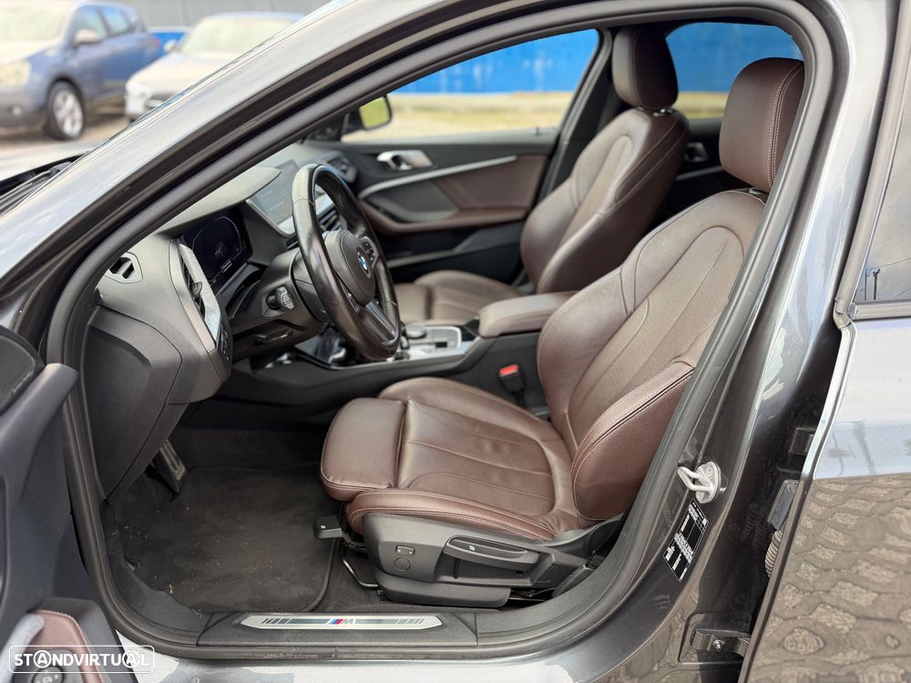 BMW 116 d Pack Desportivo M Auto - 12