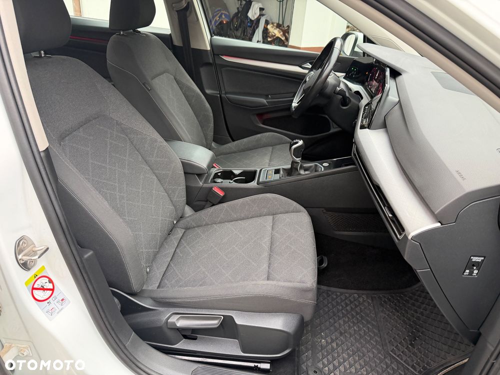 Volkswagen Golf - 20