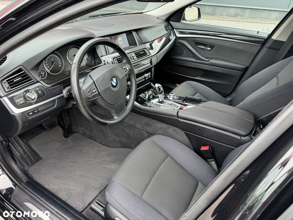 BMW Seria 5 520d - 6