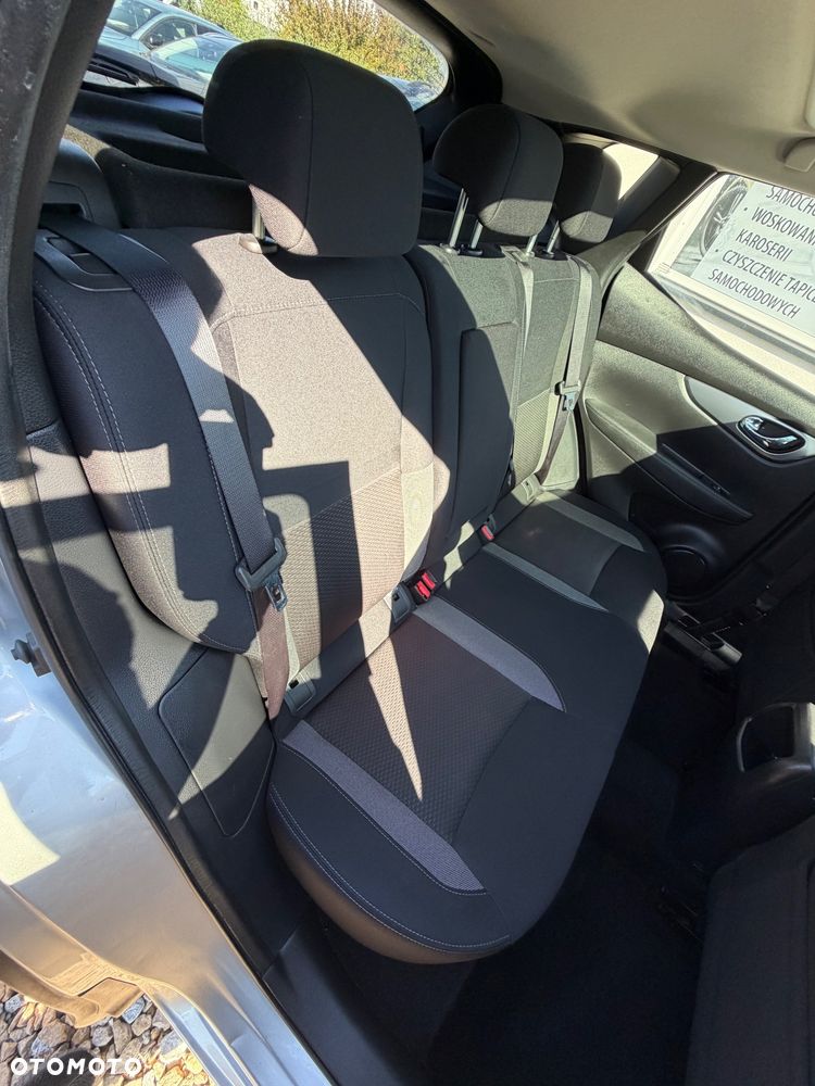 Nissan Qashqai - 21