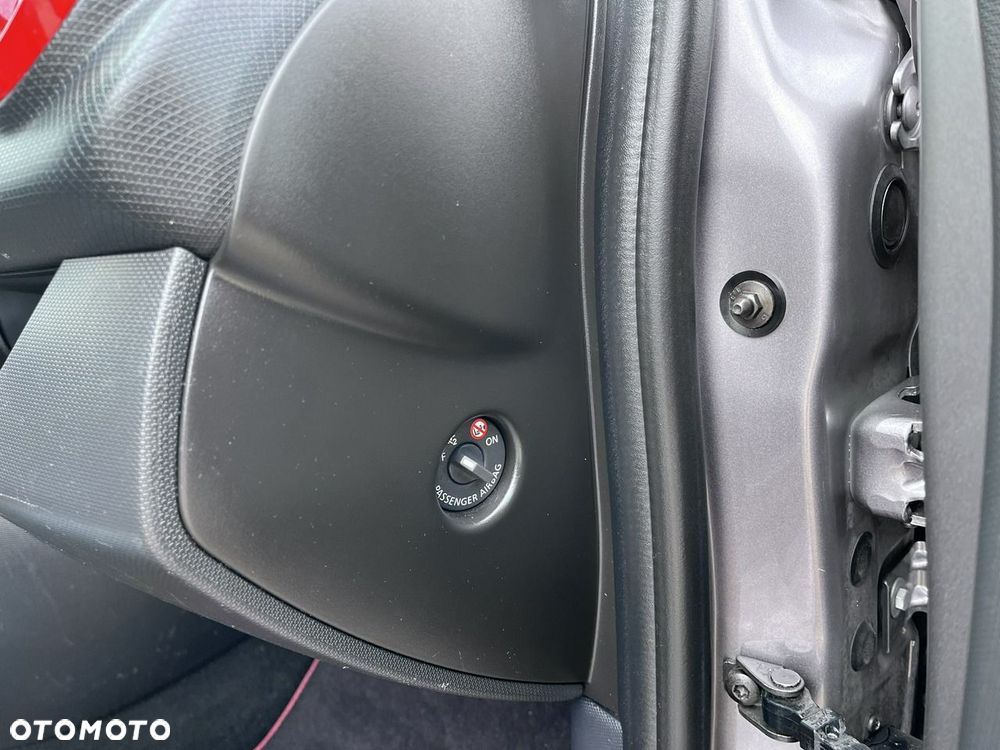 Renault Clio - 20