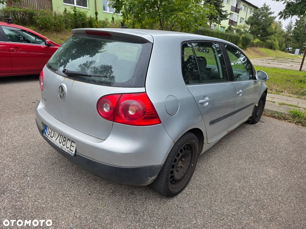 Volkswagen Golf V 1.9 TDI Q-Line - 8