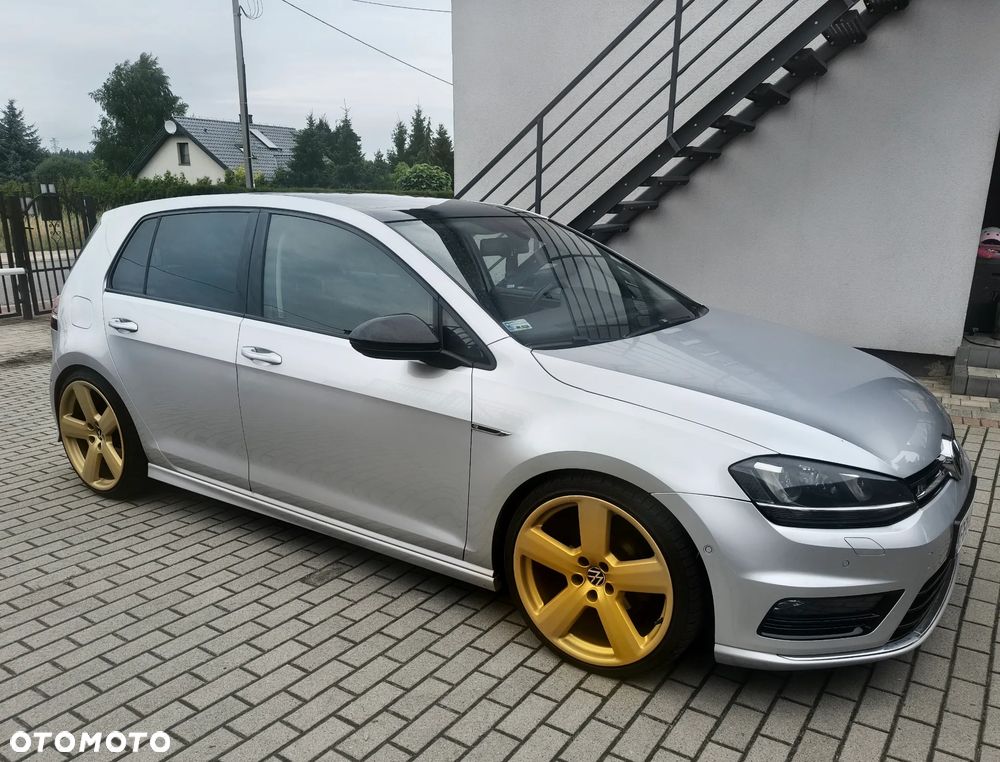 Volkswagen Golf - 3