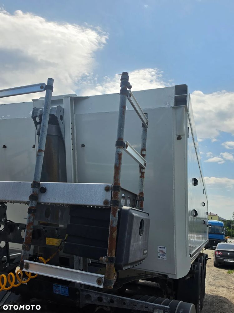 Schmitz Cargobull - 13