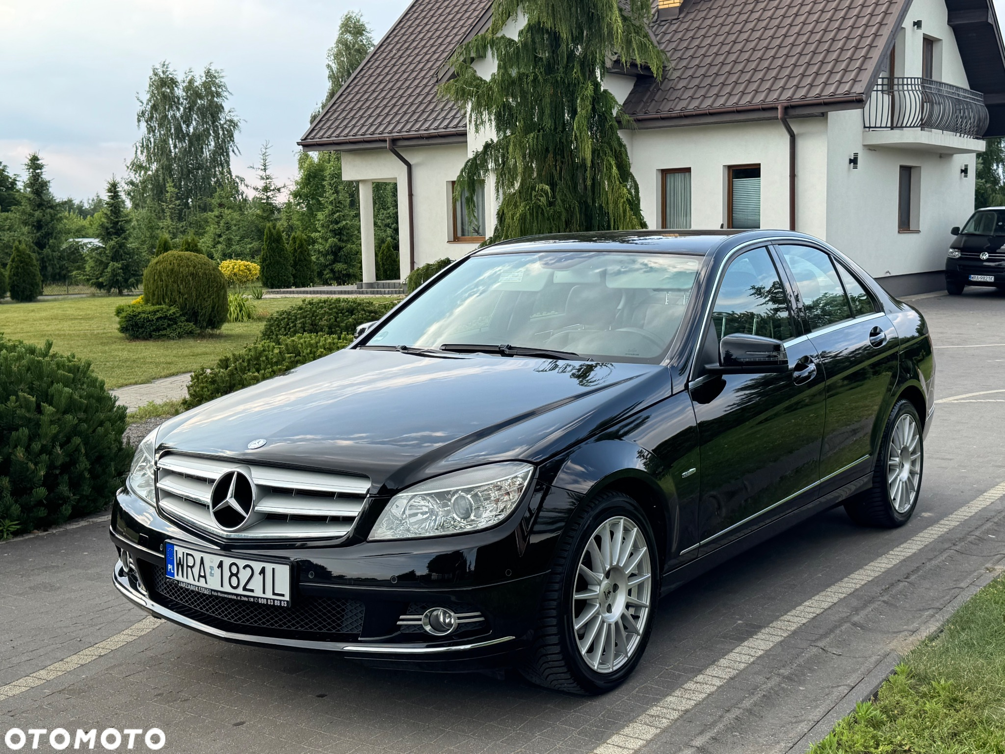 Mercedes-Benz Klasa C 180 T CGI Automatik BlueEFFICIENCY - 2
