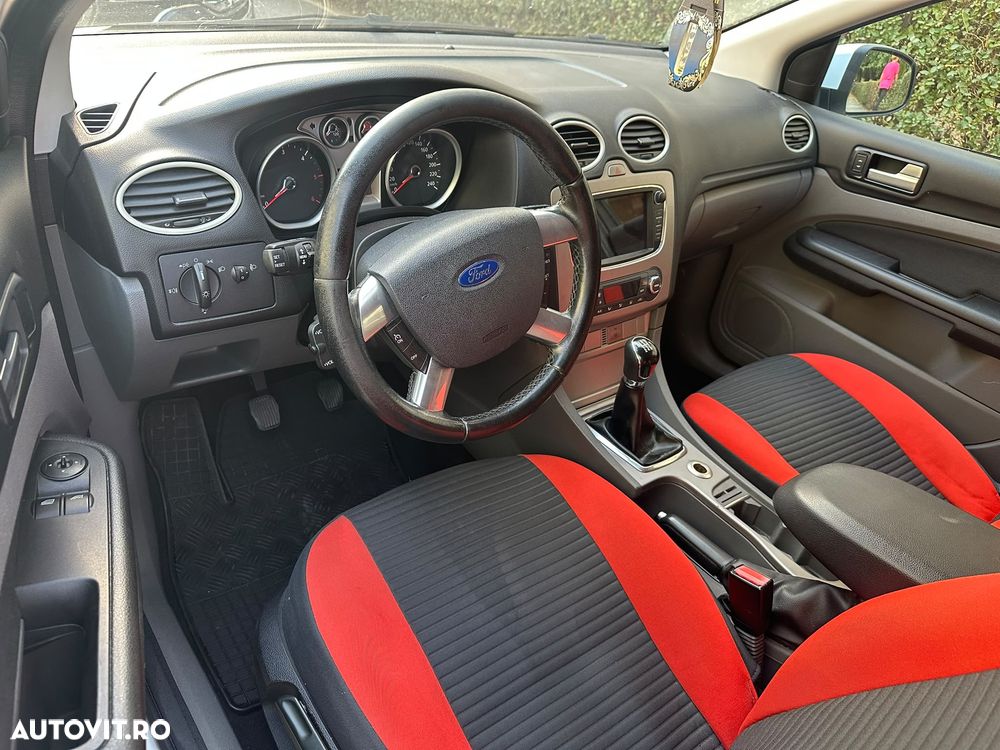 FORD Focus 2010 — imagine 5
