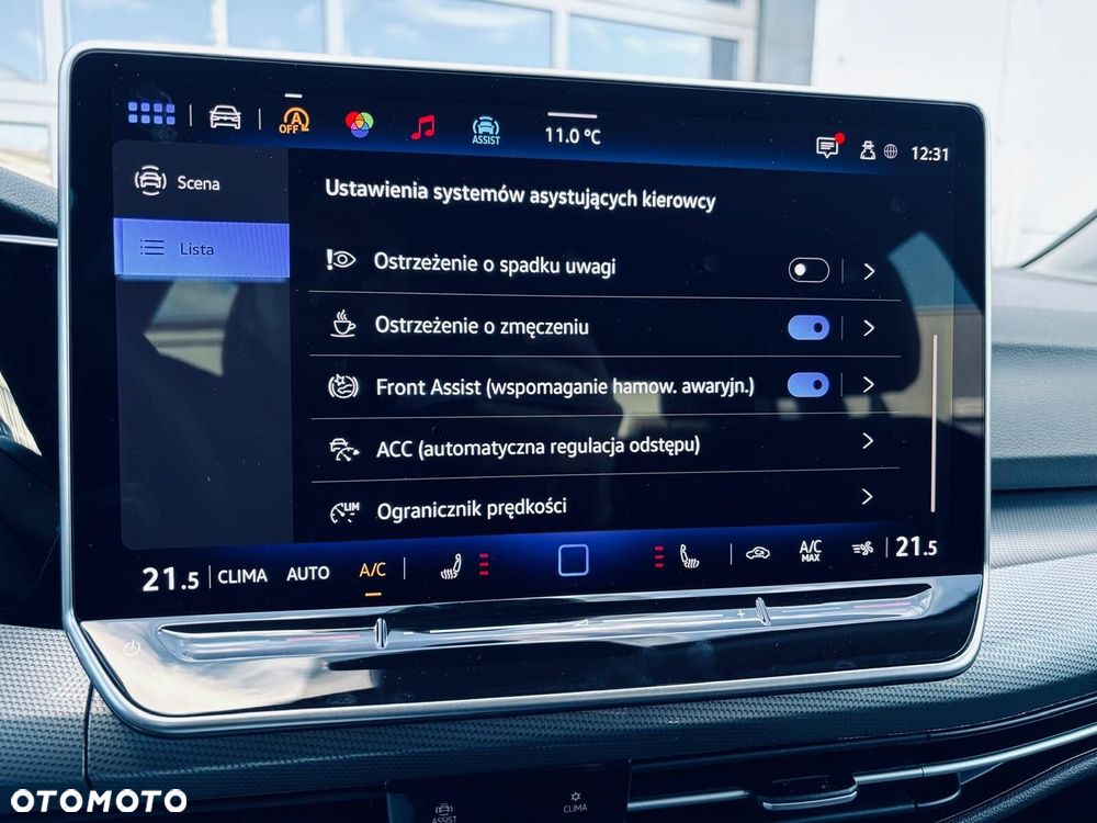 Volkswagen Golf - 33
