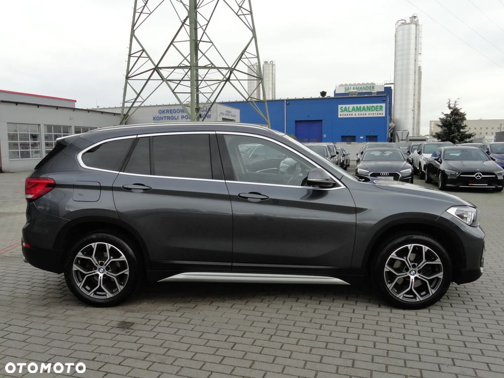 BMW X1 sDrive18d xLine sport - 30