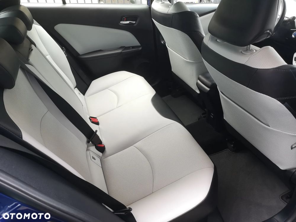 Toyota Prius 1.8 Hybrid Prestige - 30