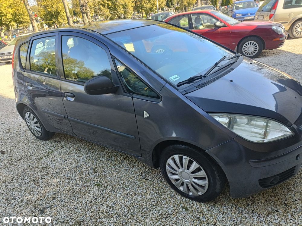Mitsubishi Colt - 3