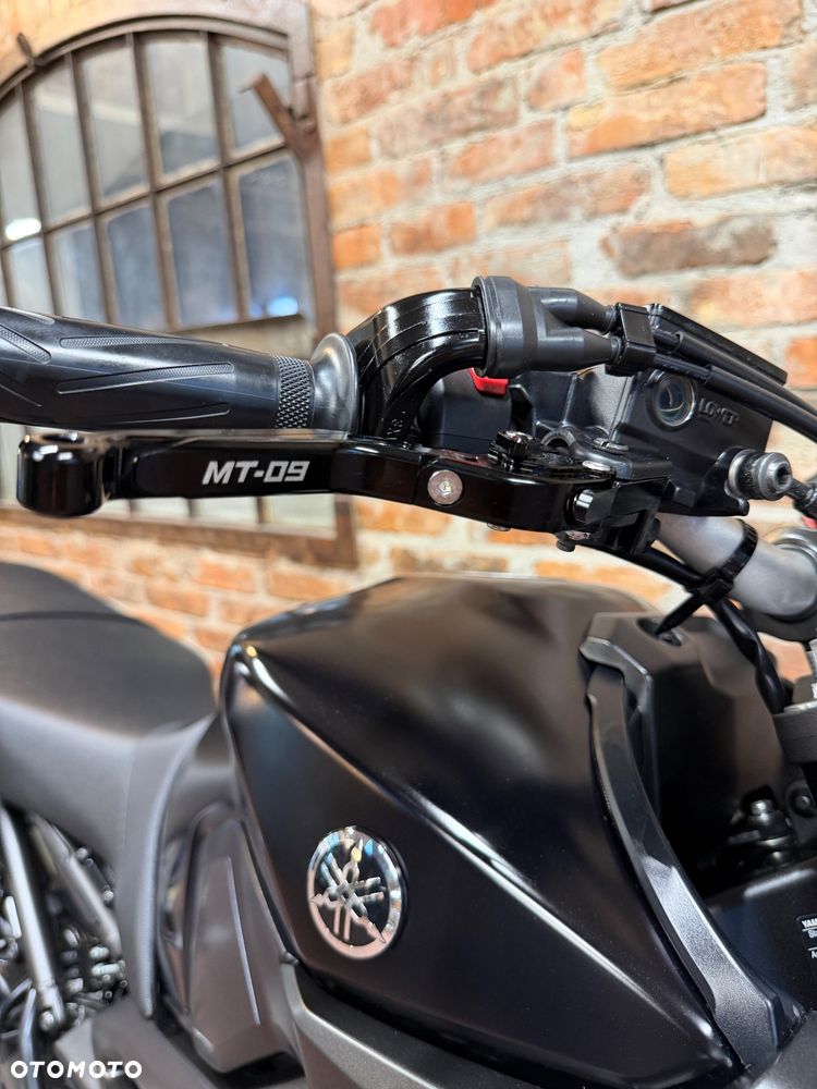 Yamaha MT - 38