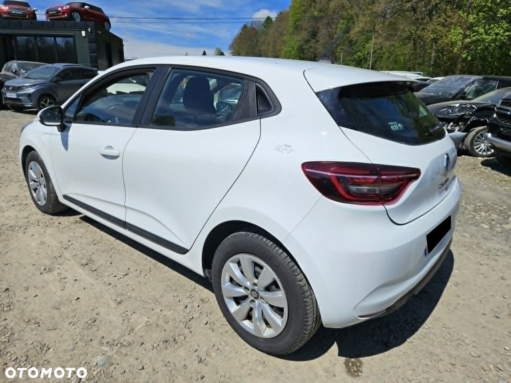 Renault Clio BLUE dCi 85 BUSINESS EDITION - 8