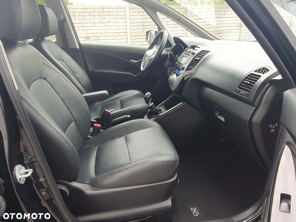 Hyundai ix20 - 32