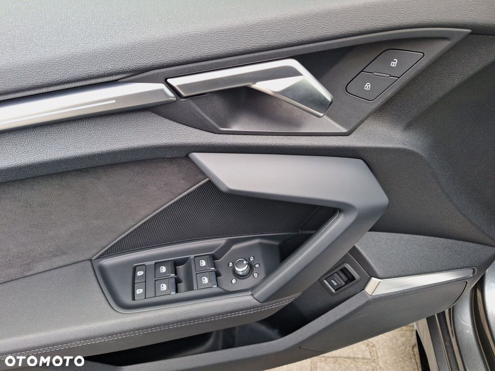Audi RS3 Sportback TFSI Quattro S tronic - 10