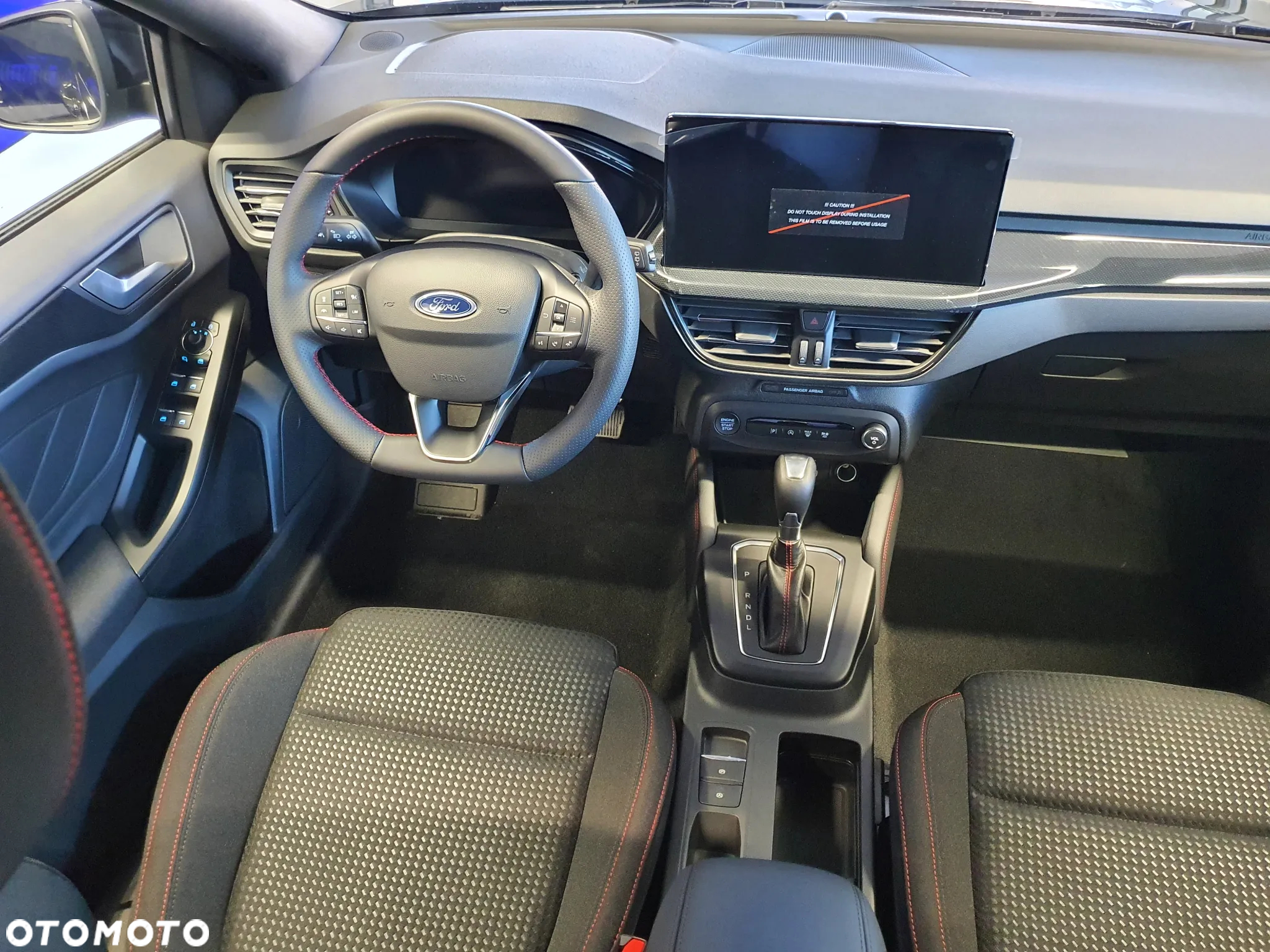 Ford Focus 1.0 EcoBoost mHEV ST-Line X - 24