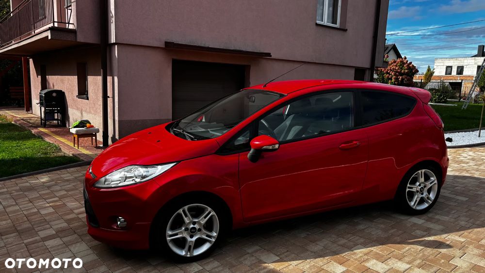 Ford Fiesta 2010 photo 5