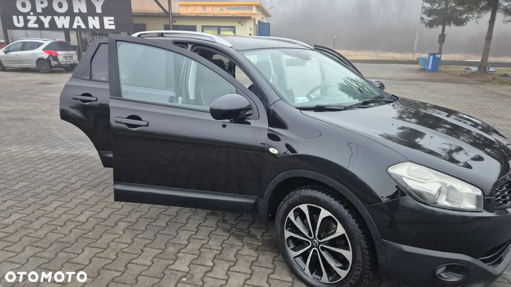 Nissan Qashqai+2 - 4