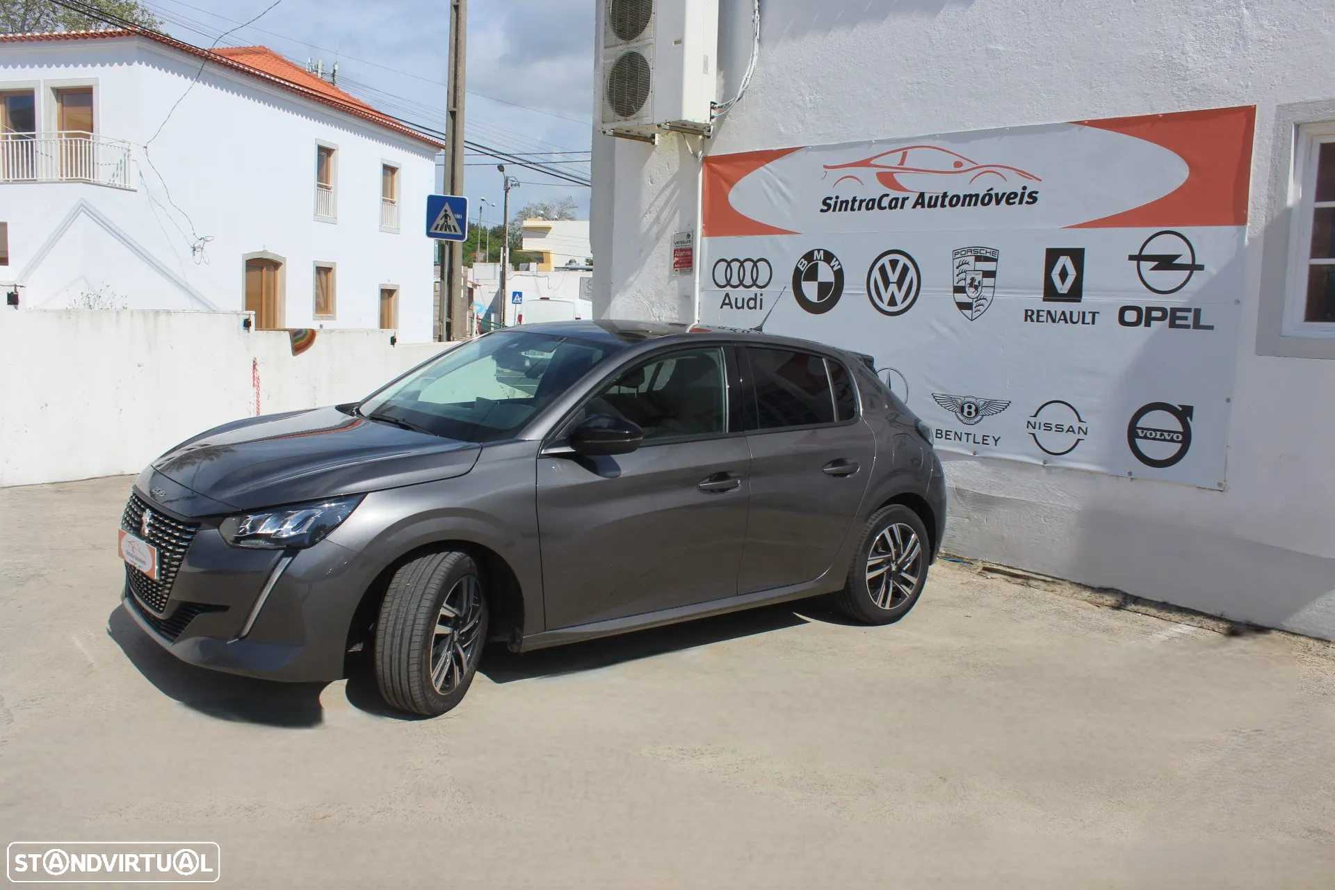 Peugeot 208 PureTech 100 Allure - 4