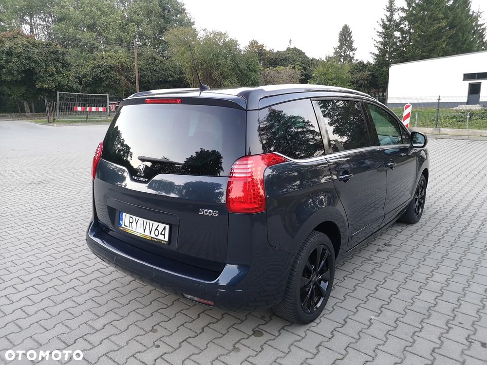 Peugeot 5008 1.6 THP Allure 7os - 22