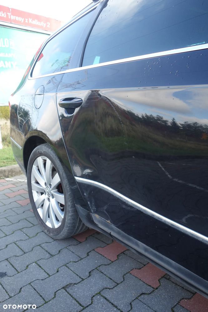 Volkswagen Passat 2.0 TDI DPF DSG 4Motion Comfortline - 13