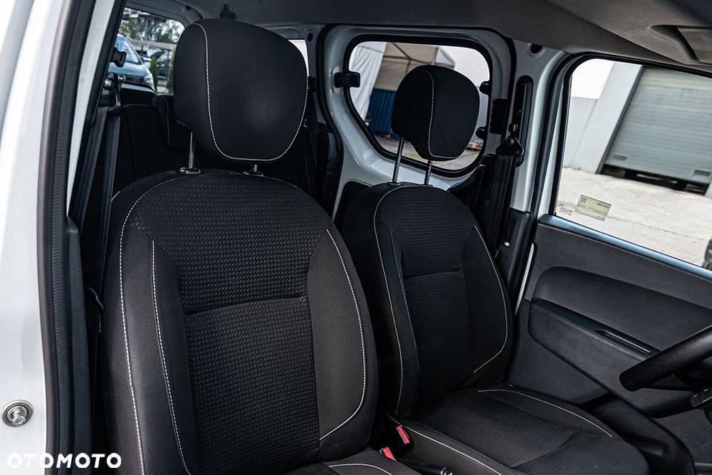 Dacia Dokker 1.5 Blue dCi Laureate - 17