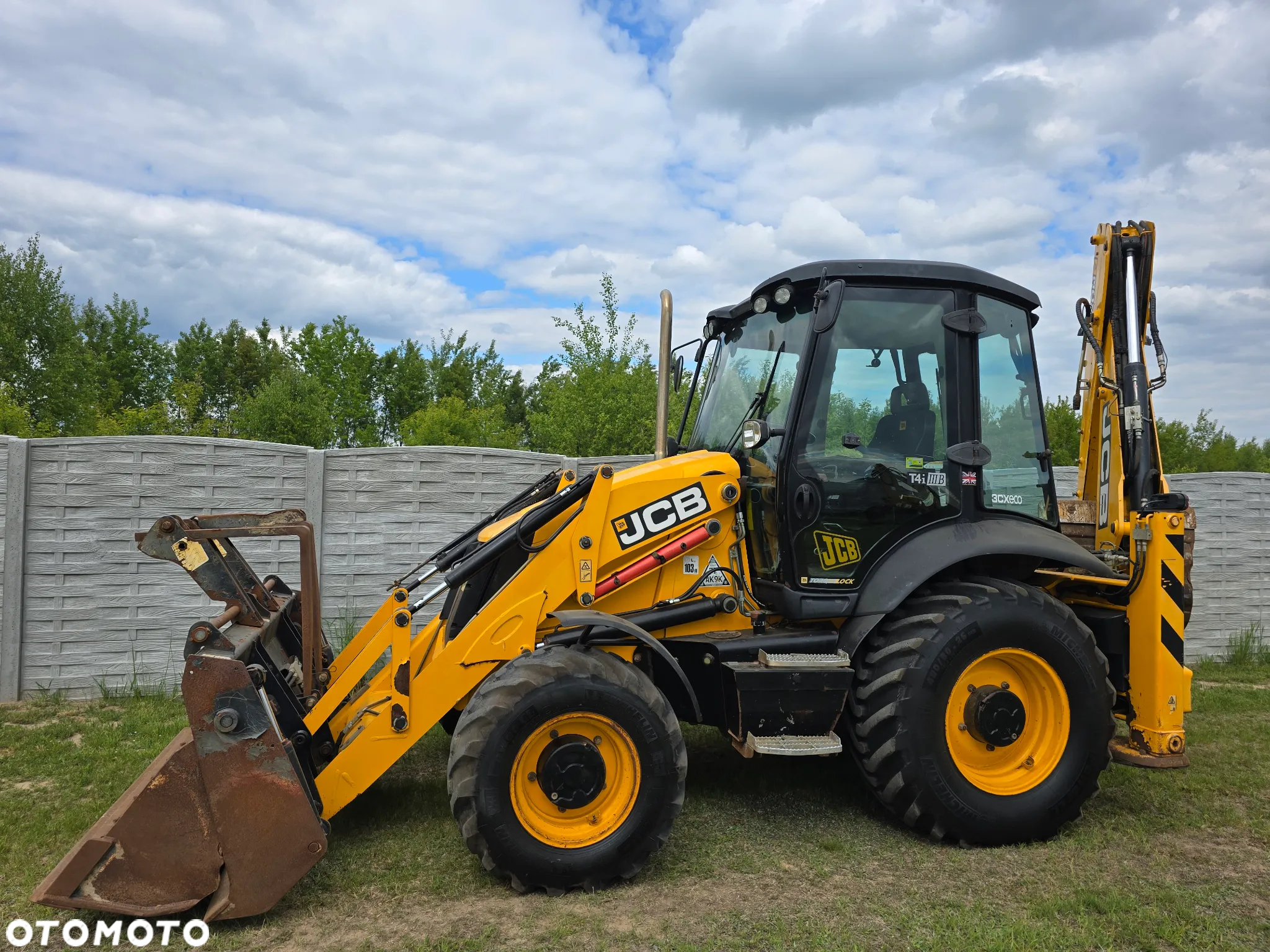 JCB - 6